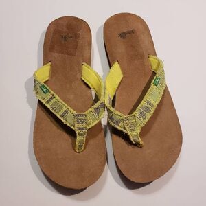 Sanuk Women's Suede Sole Lime Green Uppers